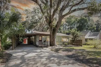 Image de Charming 2-bedroom house in gorgeous Crystal River with WiFi, Ac