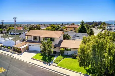 Image de Stylish 3bdrm, 3 bath home in Grover Beach, Sleeps 10, close to everything