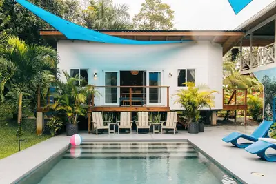 Image de Two Bedroom Pool Casita @ Casa Santosha Bocas Del Toro