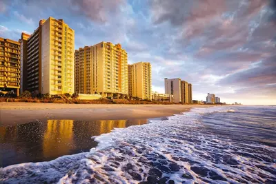 Image de Club Wyndham Ocean Blvd 2 Bedroom North Myrtle Beach. On the Beach! !