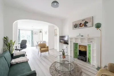 Image de Spacious modern apartment in South Croydon