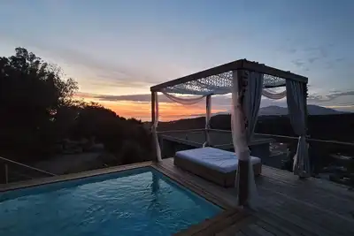 Image de Charming 4-bedroom villa with pool, jacuzzi, wifi, Ac in Albitreccia, Corsica