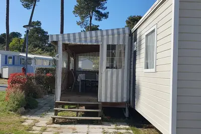 Image de Mobil-Home à la mer dans  camping Siblu 4 étoiles proposant beaucoup d'activités