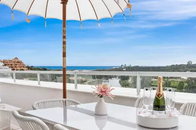 Image de Vanisha | Apartment with views in Estepona