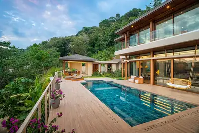 Image de Casa Bella Vina – Luxury Villa Near Beach & Town