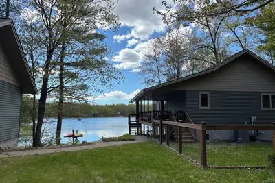 Image de Cabin / lake house on Lake Arrowhead. A family retreat with private beach!