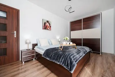 Image de Łódź Rewolucji Apt - 52m2, Parking - by Rentujemy