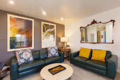 Image de New Listing! Abode at 124°West -Comfortable and Stylish Arcata Retreat