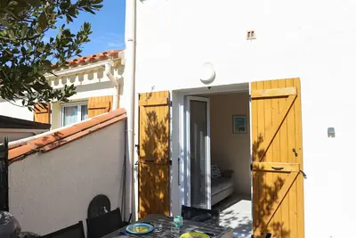 Image de Saint Cyprien jolie maison climatisée avec une grande terrasse