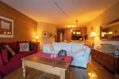 Image de L'appartement se situe en dessus du village de Gryon, aux Verneys Soleil, à 2 km du téléski des Frac