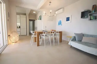 Image de Modern villa in a quiet position with amazing sea view, near famous beaches