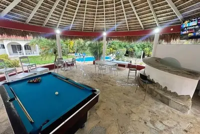 Image de Beach at 5m|Pool|Wifi|Comfortable|Ac|Tropical