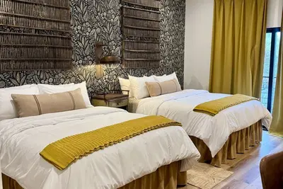 Lazy Spur Suite at Gaines Ranch on the Square