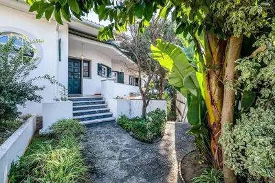 Image de Large Villa w. Pool & Garden By Beach Sleeps 1