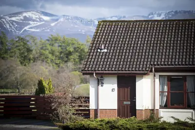 Image de Sit out in the enclosed back garden and take in the stunning view of the valley and the beautiful Ca