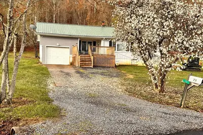 Image de Charming 2-bedroom house near Millboro / Clifton Forge Va with WiFi