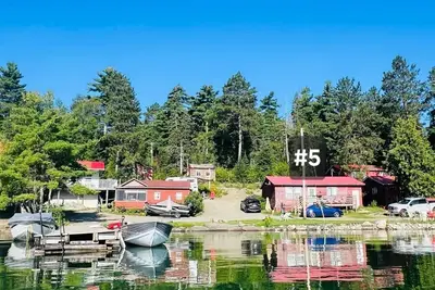 Image de 3 bedroom cabin in Sioux Narrows-Nestor Falls on Crow Lake #5 Bull Moose Lodge