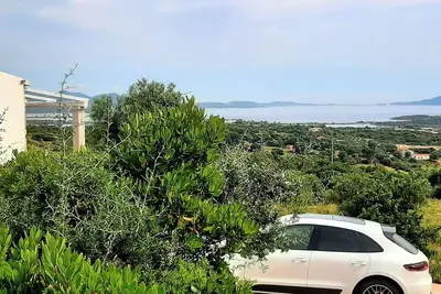 Image de House Ely-Spectacular Sea View and garden