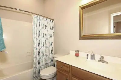 Image de Charming 3br Home in North Scottsdale with Private Backyard & Built-in Grill​