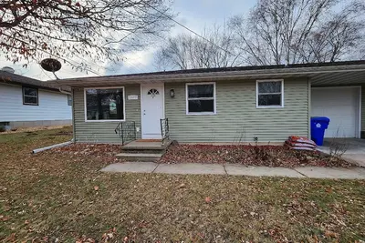 Image de Charming 2-bedroom Duplex house in fabulous Green Bay