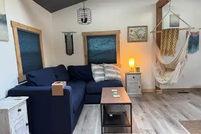 Image de Stargazer's Delight Cozy Hilltop Cabin on 20 Acres - 2 Bedroom w/ Hot Tub