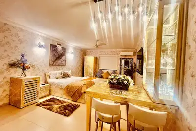 Image de 24Karat:NewlyLaunched Luxury Studio