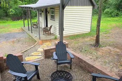 Image de Cozy Tiny Cabin near Ferne Clyffe and Lake of Egypt with Wi-Fi
