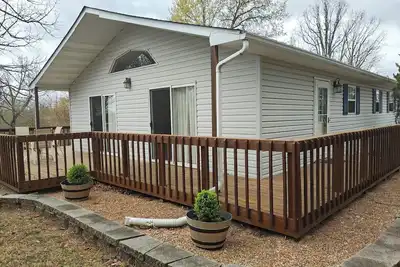 Image de Picturesque Executive House #22 w/jacuzzi and views of Norfork lake