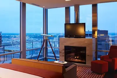 Image de Joule Penthouse at The Joule Dallas, Kitchen, Parking, Rooftop Pool