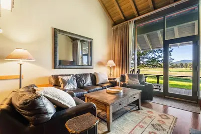 Image de Resort Style Units: Near Lodge, Sleeps 8 -Srs221