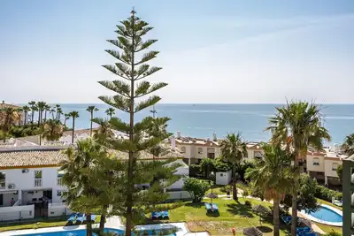 Image de Penthouse Sea Views by Alfresco Stays