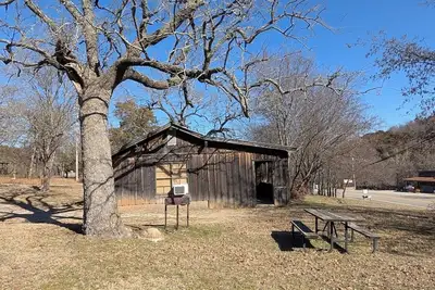 Image de Family cabin w/large fireplace