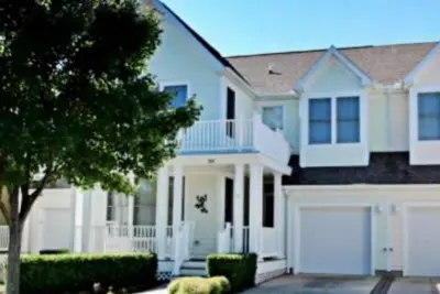 Image de Charming 3-bedroom townhome in Oceanview.