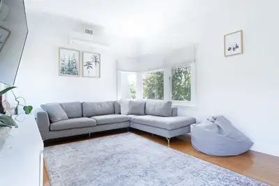 Image de Charming Character Home