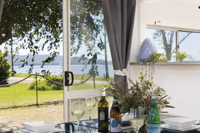 Image de Waterfront Cottage — Stay5 Pay 4
