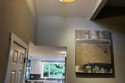 Image de Fully remodeled furnished Mercer Island Home for rent. 30 day minimum
