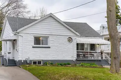 Image de Modern 3 bedroom home- Walking distance to Falls