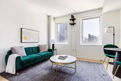 Image de Blueground | Midtown S, gym, roof, nr Times Sq