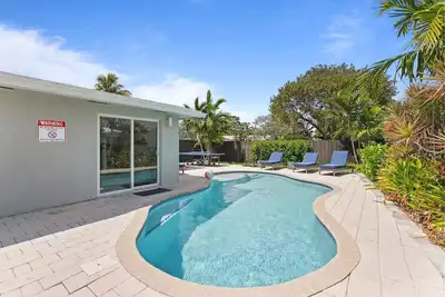 Image de Oakland By The Sea 3bd/pool/Bbq/10 min to beach.