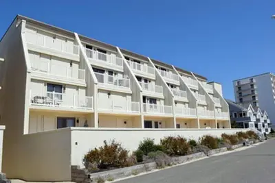 Image de 3901 Pleasure Avenue Unit 207