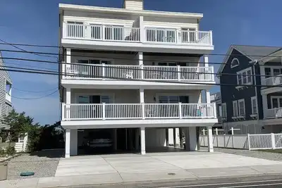 Image de 1906 Landis Avenue South
