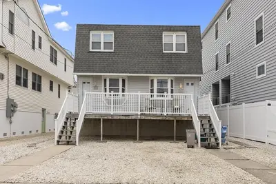Image de 5704 Landis Avenue, Unit:South