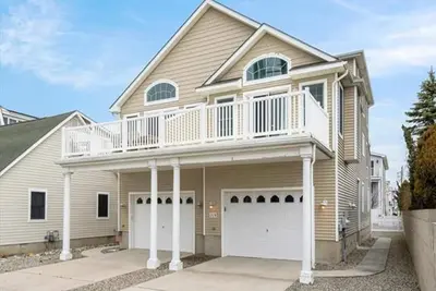 Image de 209 80th Street East
