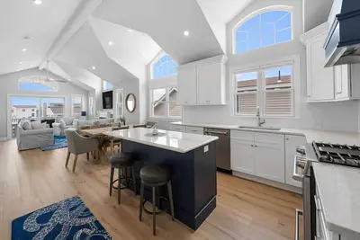 Image de 206 39th Street West