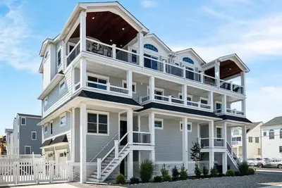 Image de 146 56th Street, Unit:East