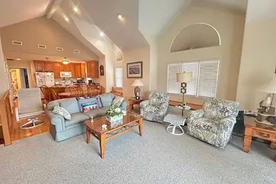 Image de 129 57th Street East