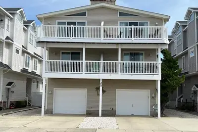 Image de 125 66th Street, Unit:East