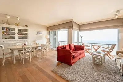 Image de Appartement en bord de mer avec vue imprenable