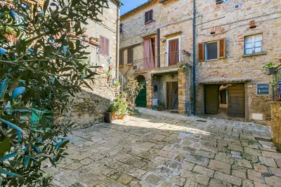 Image de Confortable appartement pour 5 personnes avec Wifi, Tv, patio, animaux admis et parking