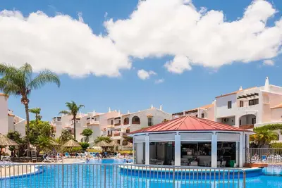 Image de Seaview Roof Terrace in Heated Pool Complex Fc736-2xE